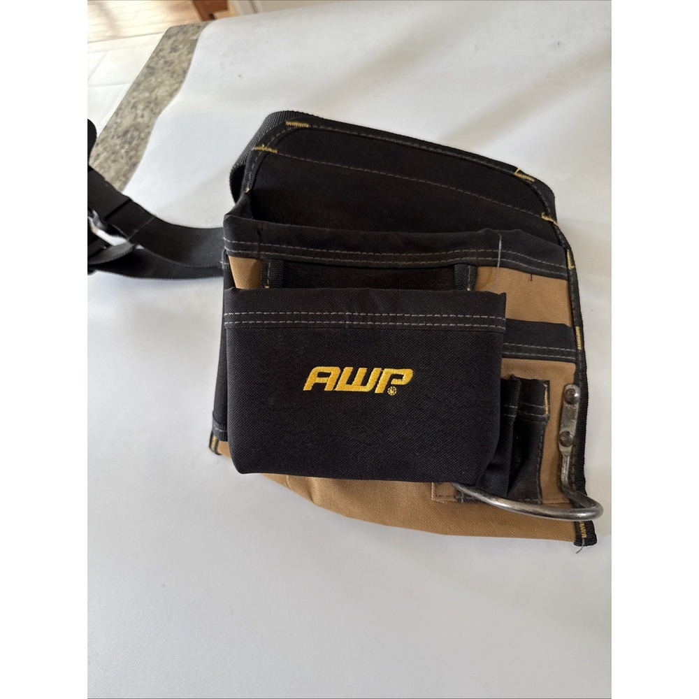 AWP - HANDYMAN'S POUCH W/ BELT‎ - Excellent Condition 4984
